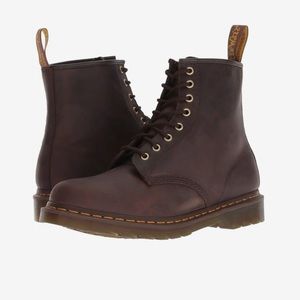 Dr Martens crazy horse leather boots NWT